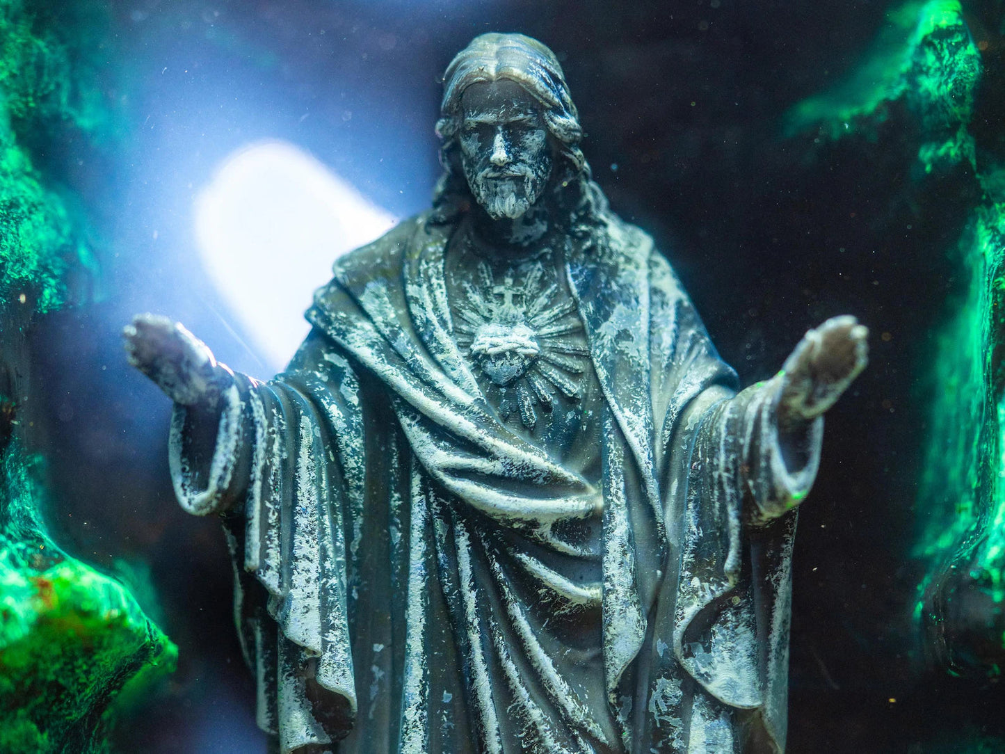 "Light of Life" Resin Lamp